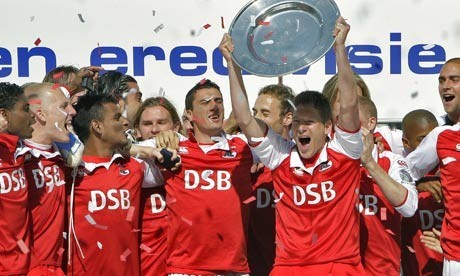 成功地击败 成功地击败