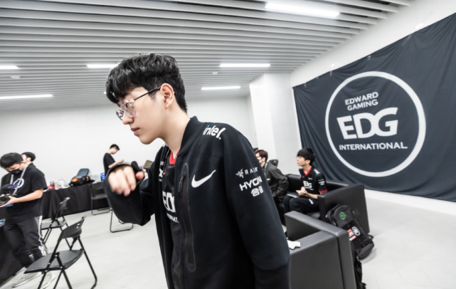 职业生涯的 职业生涯的